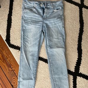 Size 10 American Eagle skinny jeans